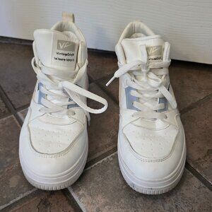 Women's Fashion Tennis